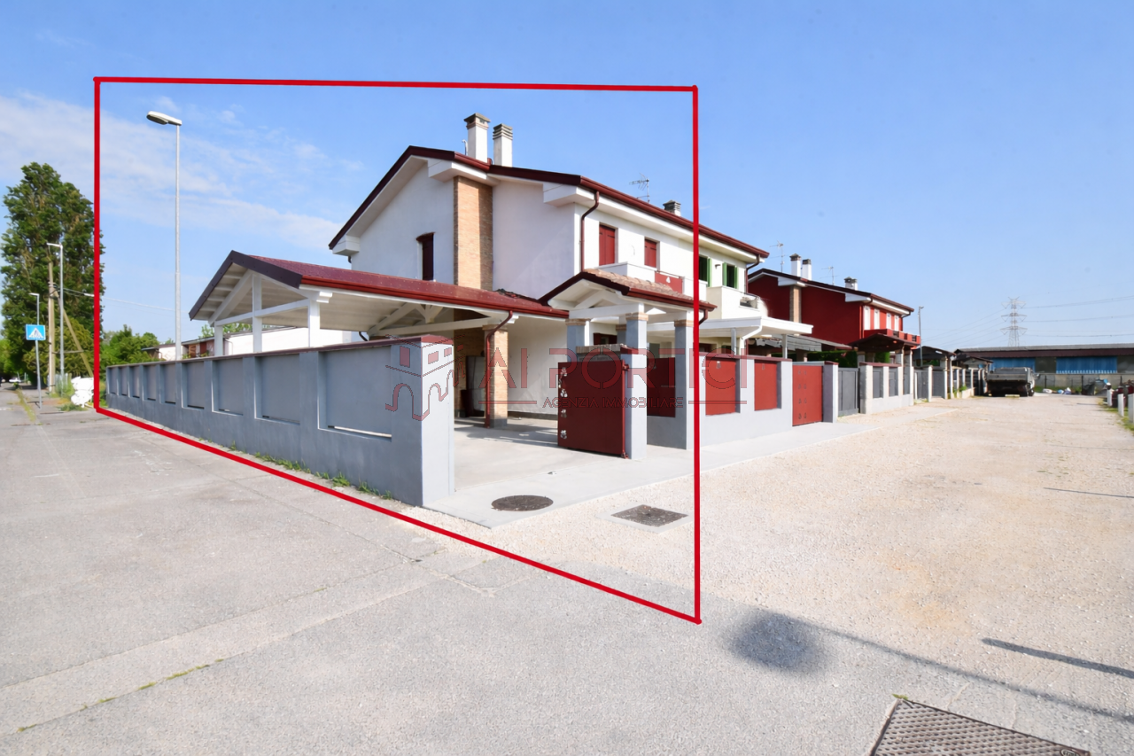 Foto Trifamiliare Codevigo (Padova)