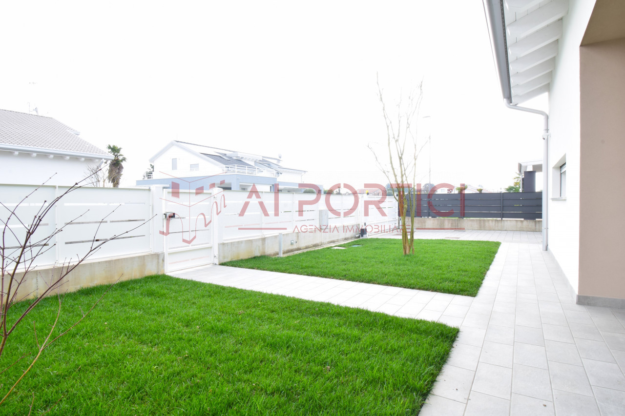 Foto Bifamiliare Fossò (Venezia)